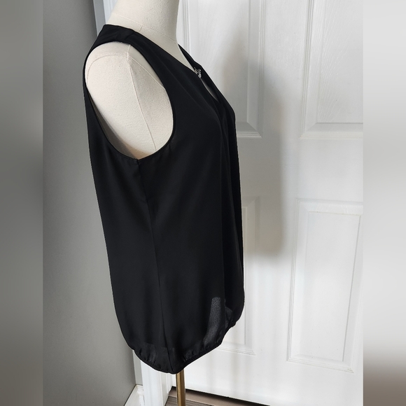 Black sleeveless top with removable rhinestone detail at neckline - Picture 6 of 10